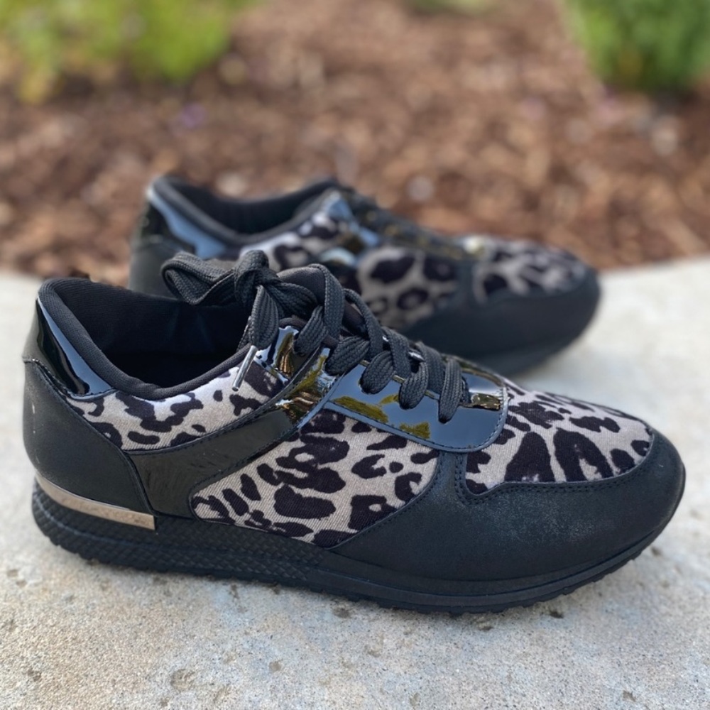 Leopard Print Lace Up Fashion Sneakers